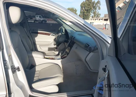 2007 Mercedes-Benz C 280 Luxury z USA, uszkodzony, nr VIN WDBRF54H47A953252